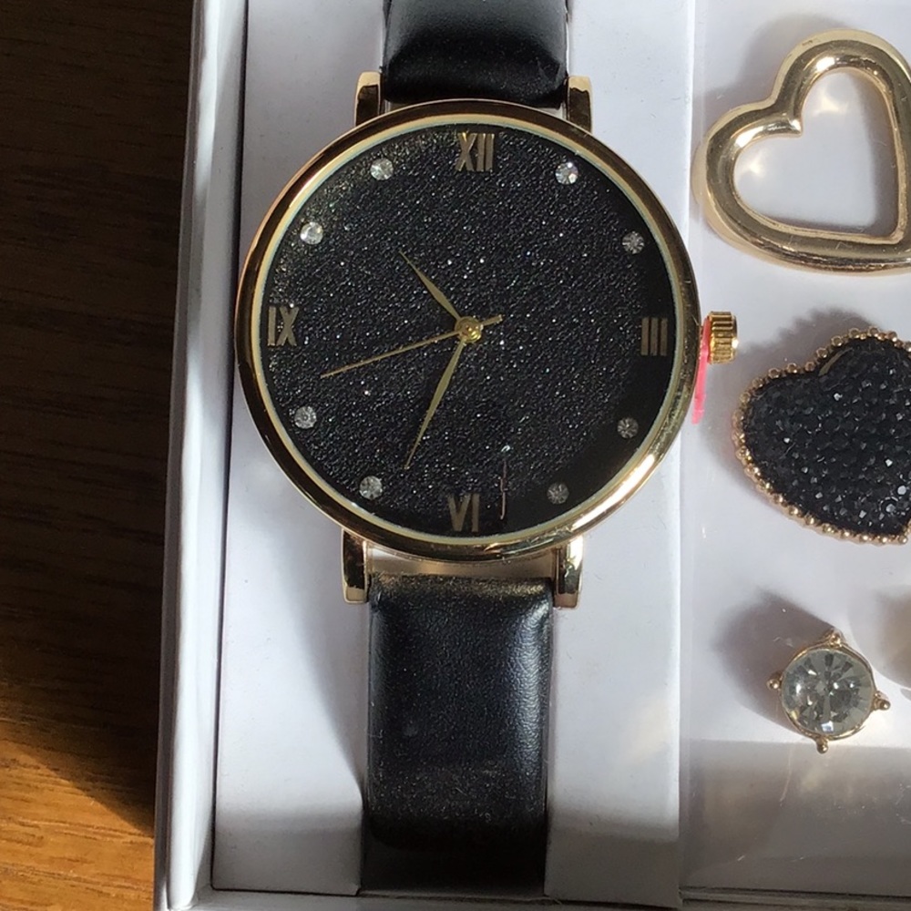 Watch and Earring Set NIB - Picture 2 of 3